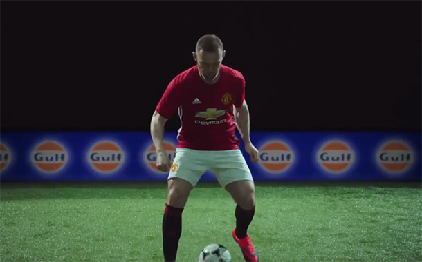 Gulf Oil Ad Featuring Manchester United