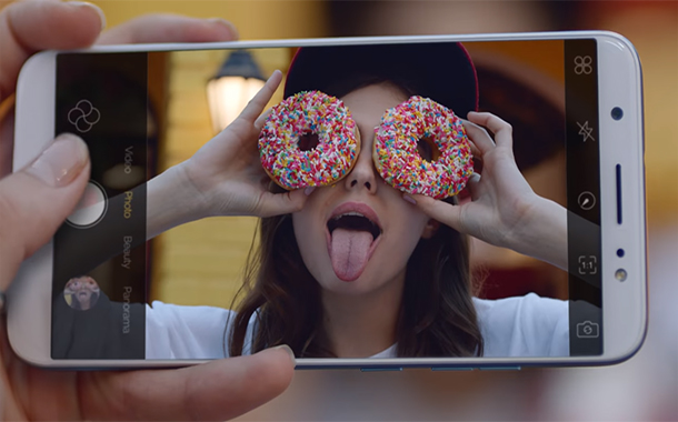 TECNO Mobile launches a striking ad campaign, highlighting the ‘Tecnomagic’ camera on ‘Camon i’