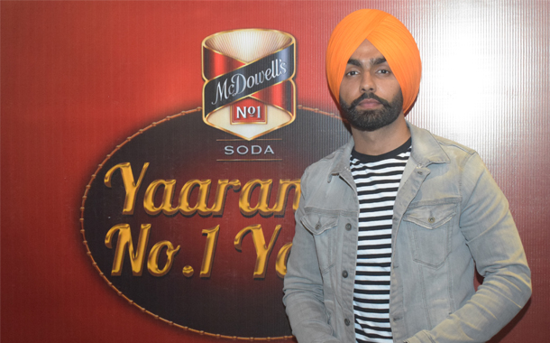 Yaaran Di No.1 Yaari with Ammy Virk on Pitaara TV