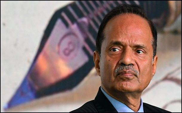 Harish Khare, the editor of Tribune Newspaper quits