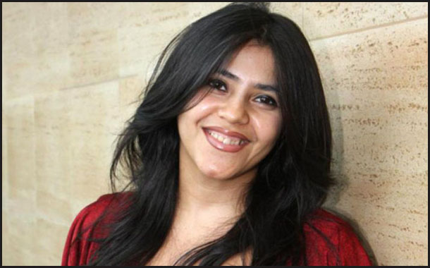 Ekta Kapoor Receives The Flo Icon Award From The President Of India