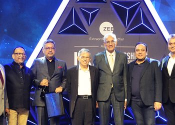IAA Leadership Awards presents Piyush Pandey, Ogilvy with the IAA Creative Agency Leader of the Year and inducts Kaushik Roy into the IAA Hall of Fame