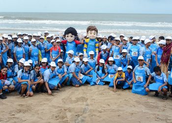 Viacom18 partners with CMCA to conduct beach clean-up drive across Mumbai