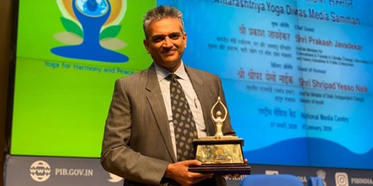 Fever 104 FM feted with Antarashtriya Yoga Diwas Media Samman by GOI for raising Yoga awareness