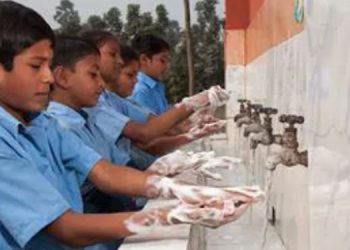 UK aid and Unilever to target a billion people in global handwashing campaign