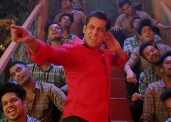 Navratna Oil signs Salman Khan as their new brand ambassador; releases a summer special campaign