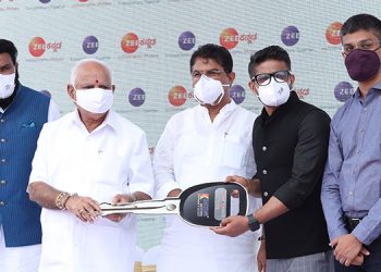ZEE Entertainment donates 20 Ambulances, 4,000 PPE Kits, 25 Oxygen Humidifiers to Karnataka, strengthening its fight against Covid-19