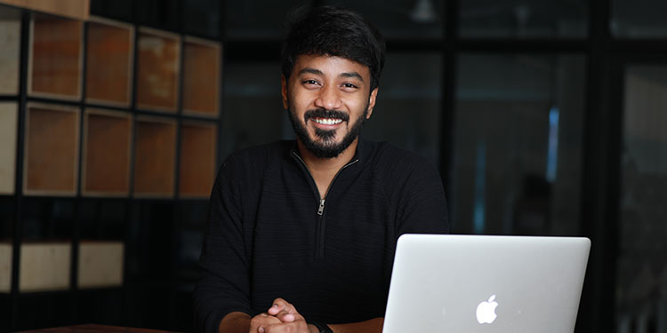 Vaibhav Sisinty, Growth Hacker