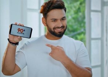 Rishabh Pant bats with 90+ My Tuition App for promoting fun and affordable learning in their new TVC