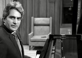 Sudhir Chaudhary’s new show Black & White trends on Twitter, clocks record concurrent views on Aaj Tak Digital