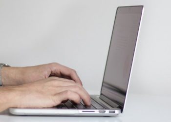 Hybrid model scores high among Indian employees, reveals survey