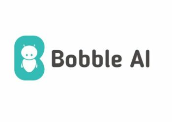 Smartphone users spend 50pc more time online: report