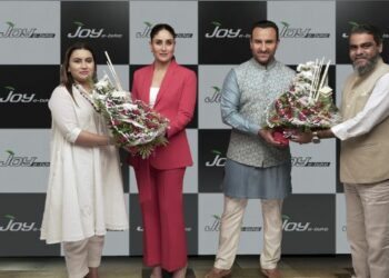 Wardwizard Innovations & Mobility appoints Saif Ali Khan and Kareena Kapoor Khan as brand ambassadors