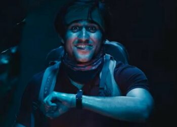 Samsung's campaign showcases phone-free experience with Galaxy LTE smartwatch