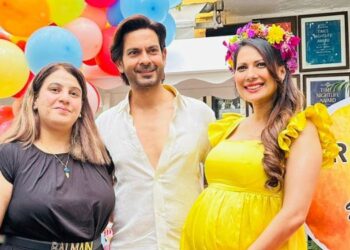 Ferns N Petals' BabyBless Splashes in Bollywood: Partnered with Bigboss Celeb for a Glamorous Baby Shower