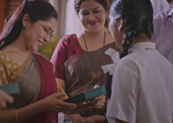 Navneet points to vacancies in profession, reiterates Tr. for Teacher pledge