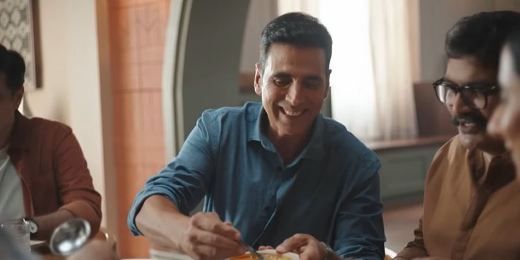 Fortune gets Akshay Kumar to remind us that ‘Ghar ka khana, ghar ka khana hota hai’