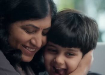 HDFC Mutual Fund celebrates the bond between a child and her parents