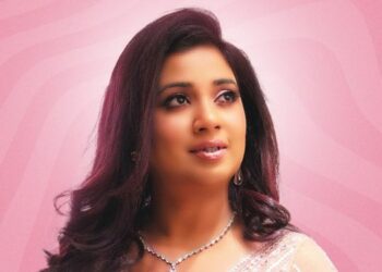 K S Chithra Welcomes Shreya Ghoshal to Kerala