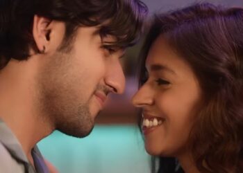 mCaffeine Choco Body Lotion brings alive irresistibly smooth skin promise