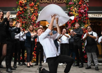 CK Israni Group partners with Italian brand Crazy Pizza, to bring an Italian dining experience to India