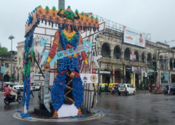 Dainik Bhaskar App’s ‘Say No to Plastic’ drive turned Lucknow’s Hazratganj Market into an environmental awareness hub