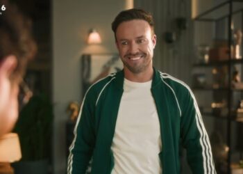 Supply6 unveils TVC starring AB de Villiers