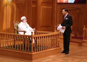 Maulana Mahmood Madani wants Waqf Boards to be elected bodies like SGPC tells Rajat Sharma in Aap Ki Adalat