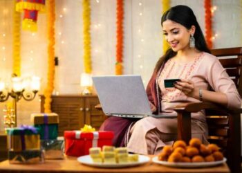 How to Spend Smartly and Save on Your Festive Season Shopping