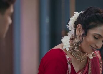 Simply Fresh’s campaign pays tribute to Goddess Durga, who symbolises strength, courage, and female empowerment