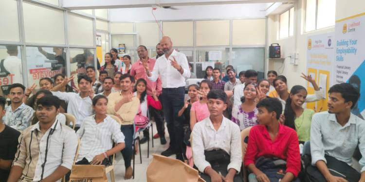 Sandwizzaa celebrates its 38th Anniversary on World Sandwich Day; partners with Magic Bus for employment