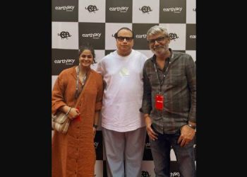 Tips Films partners with Filmmakers Ashwiny Iyer Tiwari and Nitesh Tiwari of Earthsky Pictures