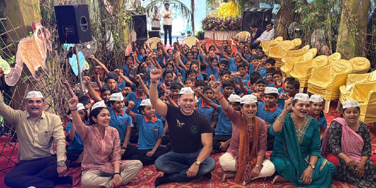 Viral Desai’s “Tree Ganesha” campaign enters Asia Book of Records