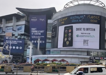 CoinSwitch brings a rare 3D anamorphic billboard experience to Bengaluru this New Year