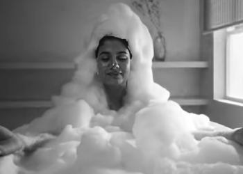 De Beers Group’s campaign reframes natural diamond jewellery as a symbol of intention, emotional clarity and modern self-belief