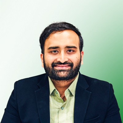 Dr. Shravan Khetan,