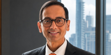 Former Kotak Mahindra Bank Dubai CEO Amul Sharma joins InvestYadnya advisory leadership