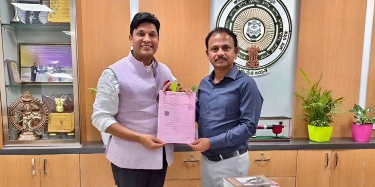 Dr. Sarvesh Kumar Tiwari