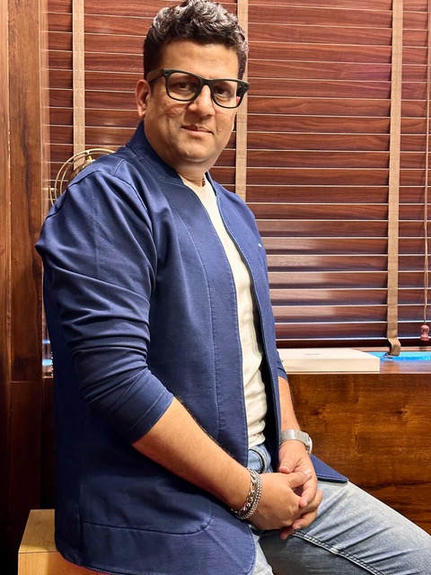 Shiraz Khan